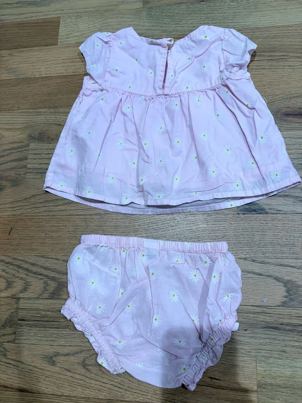 Old Navy baby girl light pink daisy print summer outfit